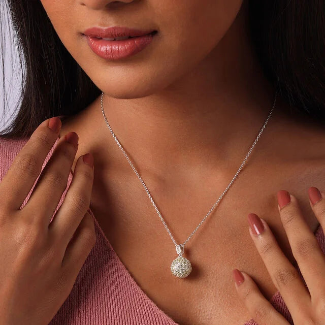 Peridot Splendour Silver Pendant for Women