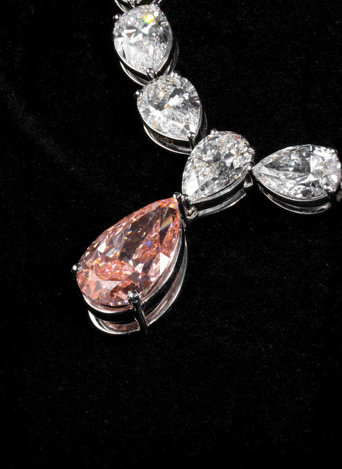 Zian's Pink Solitaire Necklace (31 carats)