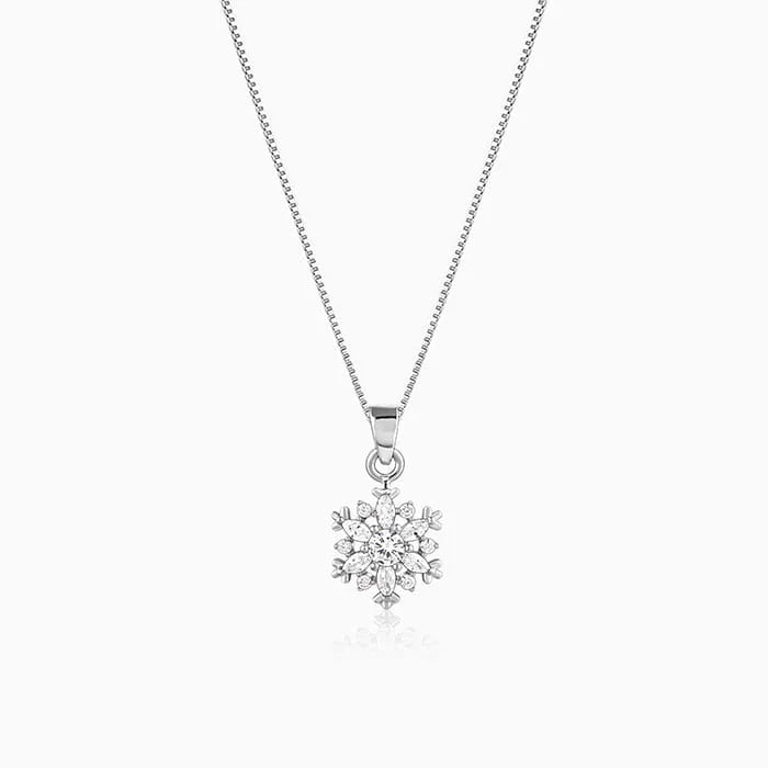 Silver Snowflake Pendant With Box Chain