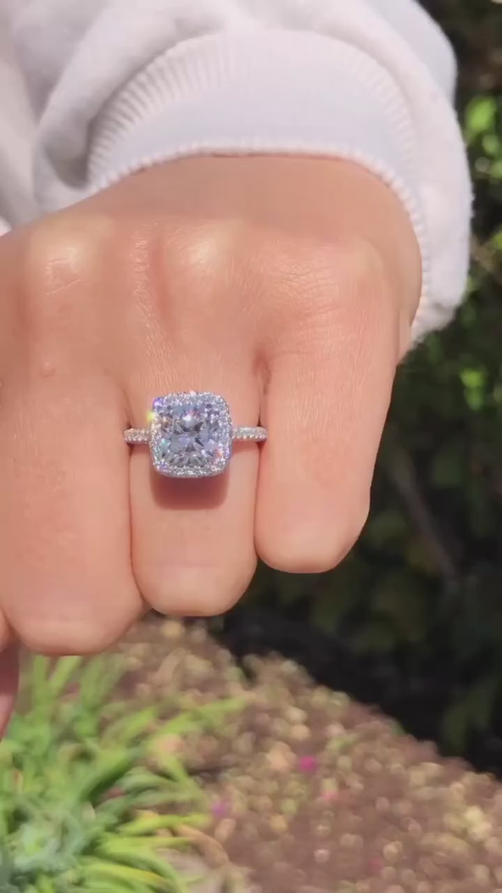 Who else is obsessed with this look? Let us know your favorite ring style in the comments!